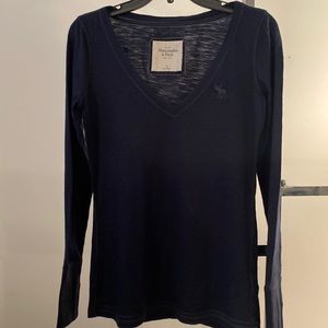 Abercrombie & Fitch long sleeve tee, never worn.